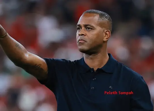 Read more about the article Lepas dari Timnas Indonesia, Patrick Kluivert Masuk Bursa Pelatih Tunisia!